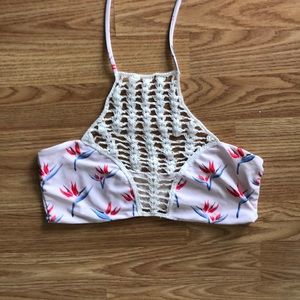 Acacia high neck bikini top bird of paradise